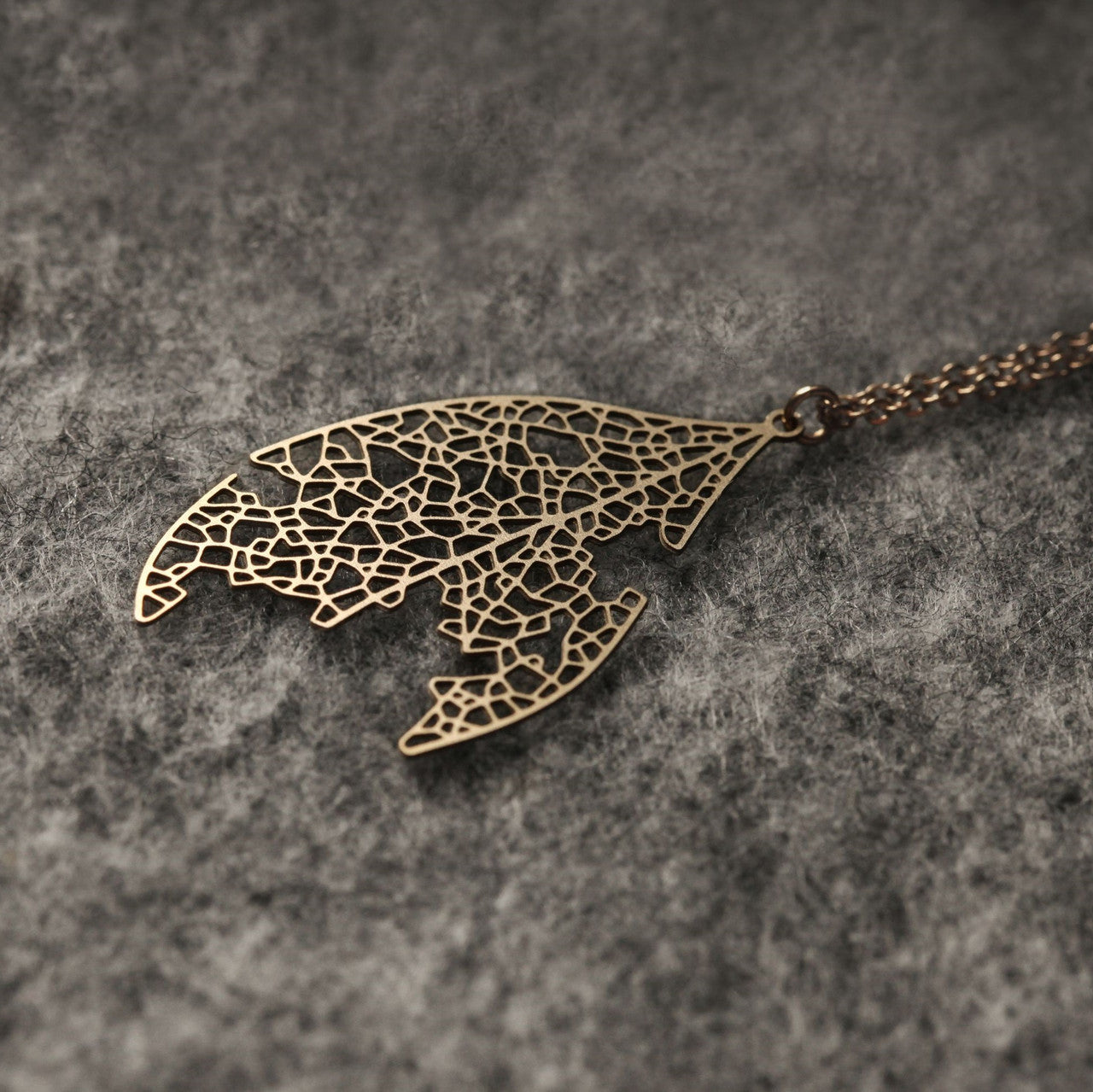 necklace_pendant_Moorigin_ash_gold_plated_stainless_steel_made_in_Taiwan_nature_inspired_jewellery