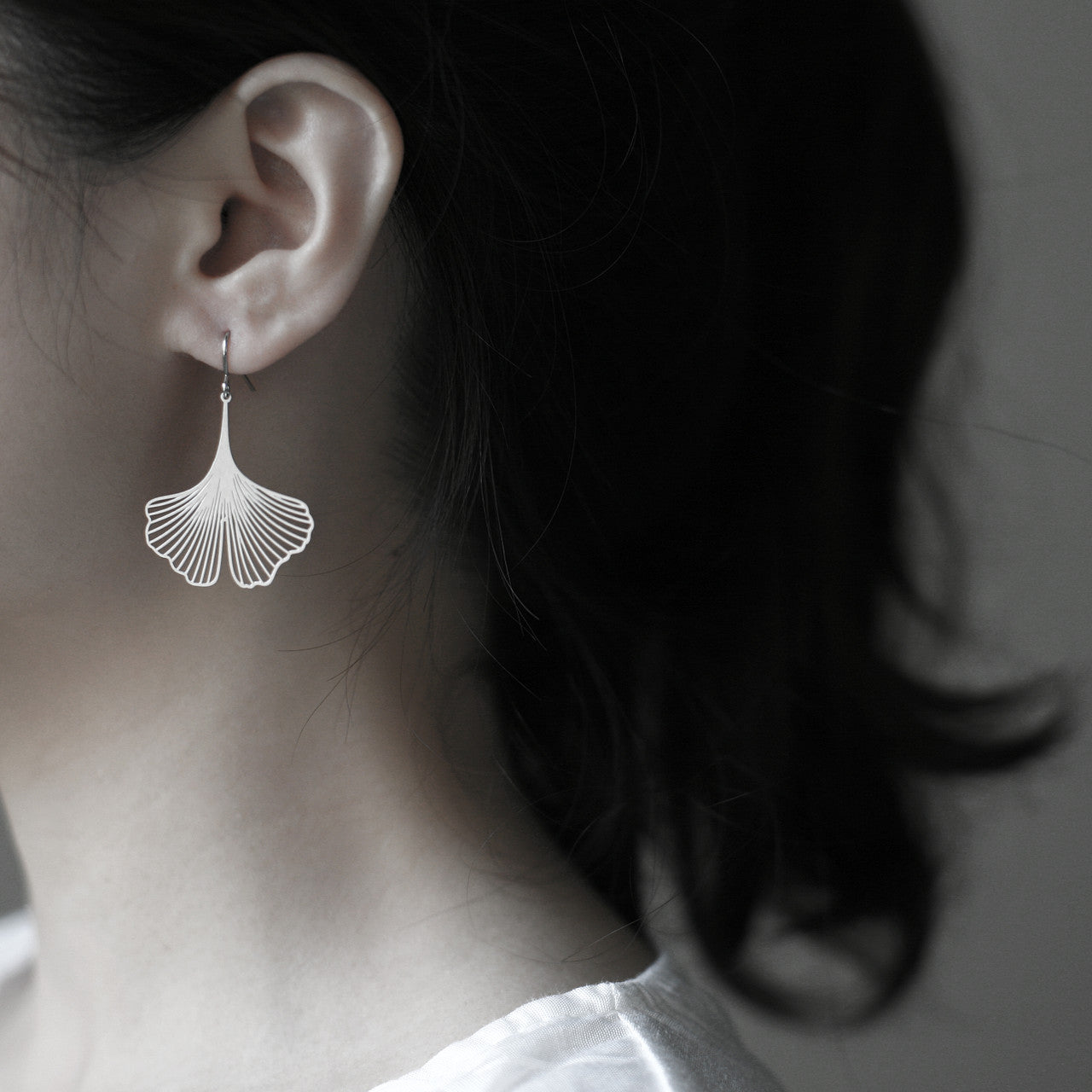 Moorigin  jewellery Ginkgo silver  drop earrings