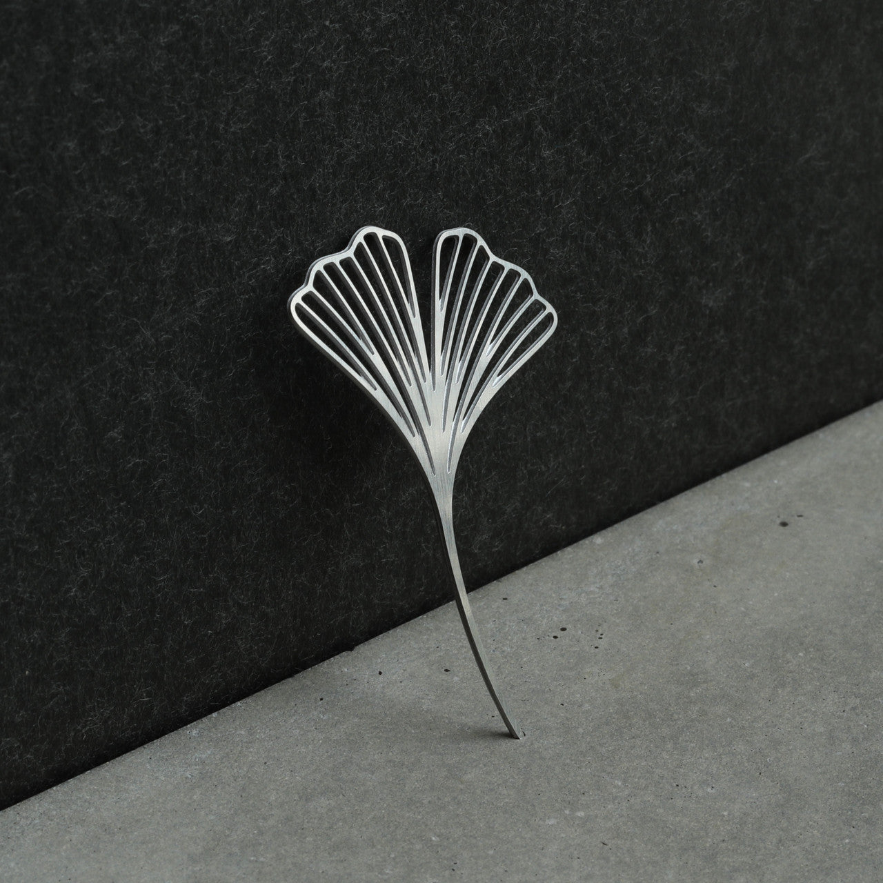 Moorigin_laser_cut_jewellery_lightweight_stainless_steel_brooch_flying_ginkgo_leaf_magnetic