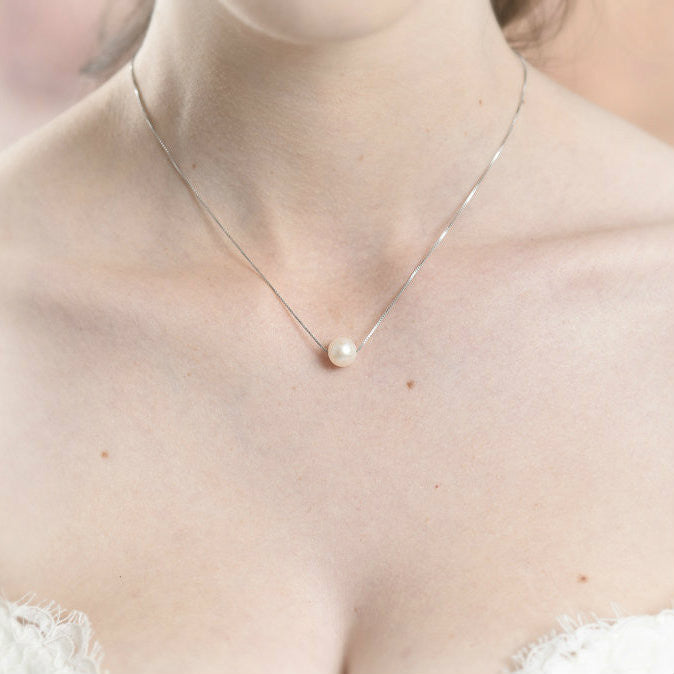 Sage Single Freshwater Pearl Necklace