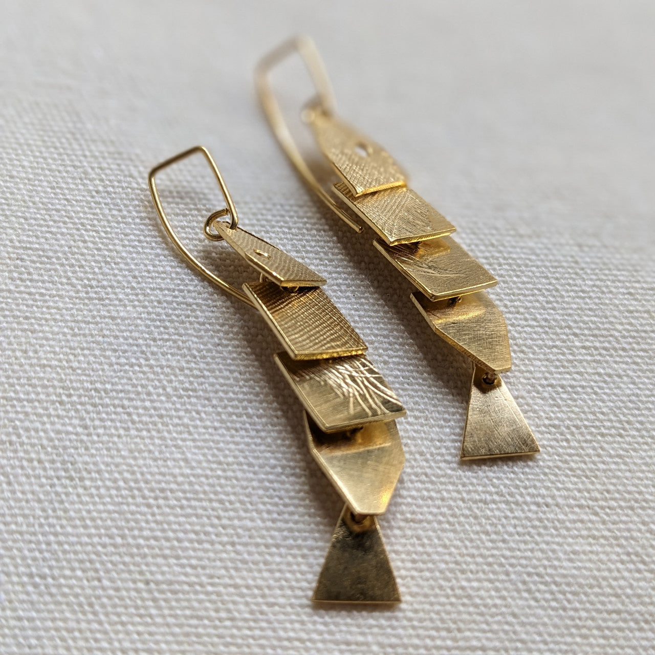 Minicyn_handmade_jewellery_earrings_fish_gold_plated_sterling_silver_drop_dangle_handmade_in_Paris_hand_cut