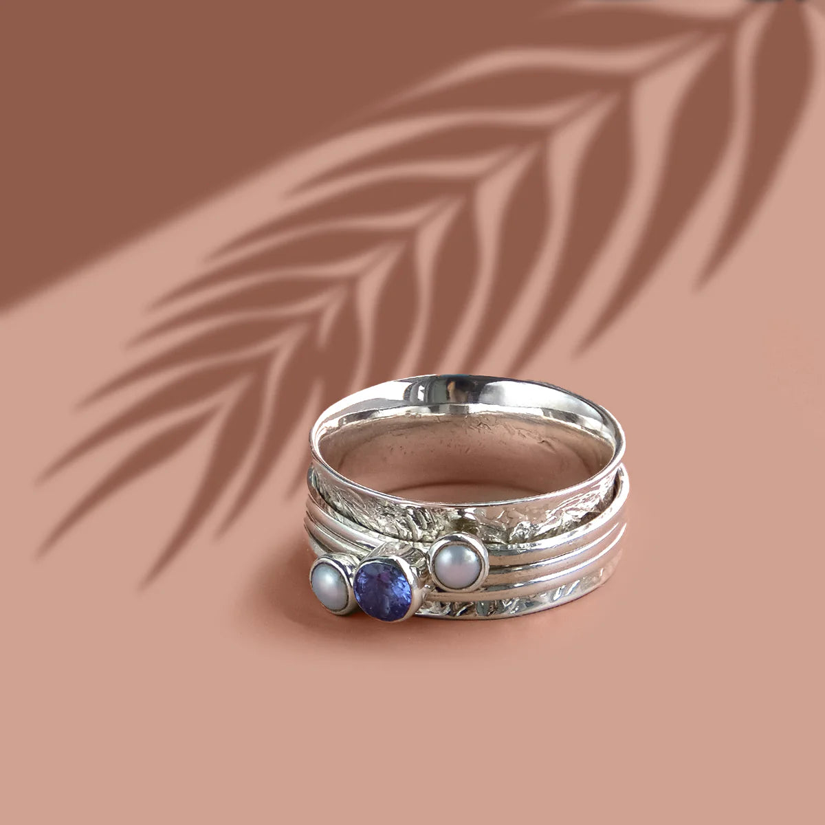 Holi Tranquillity Spinning Ring